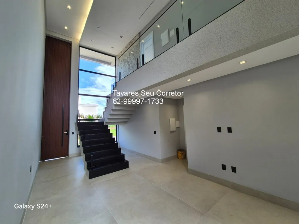 Casa, 3 quartos, 242 m² - Foto 1