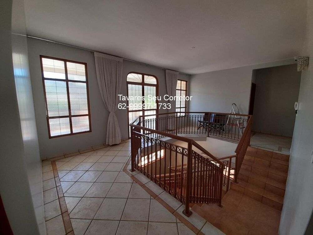 Casa à venda com 4 quartos, 300m² - Foto 10