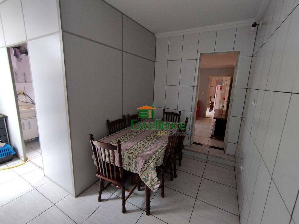Casa, 2 quartos, 217 m² - Foto 3