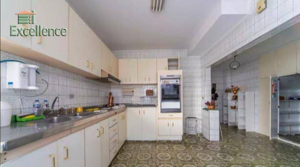Casa à venda com 3 quartos, 212m² - Foto 8
