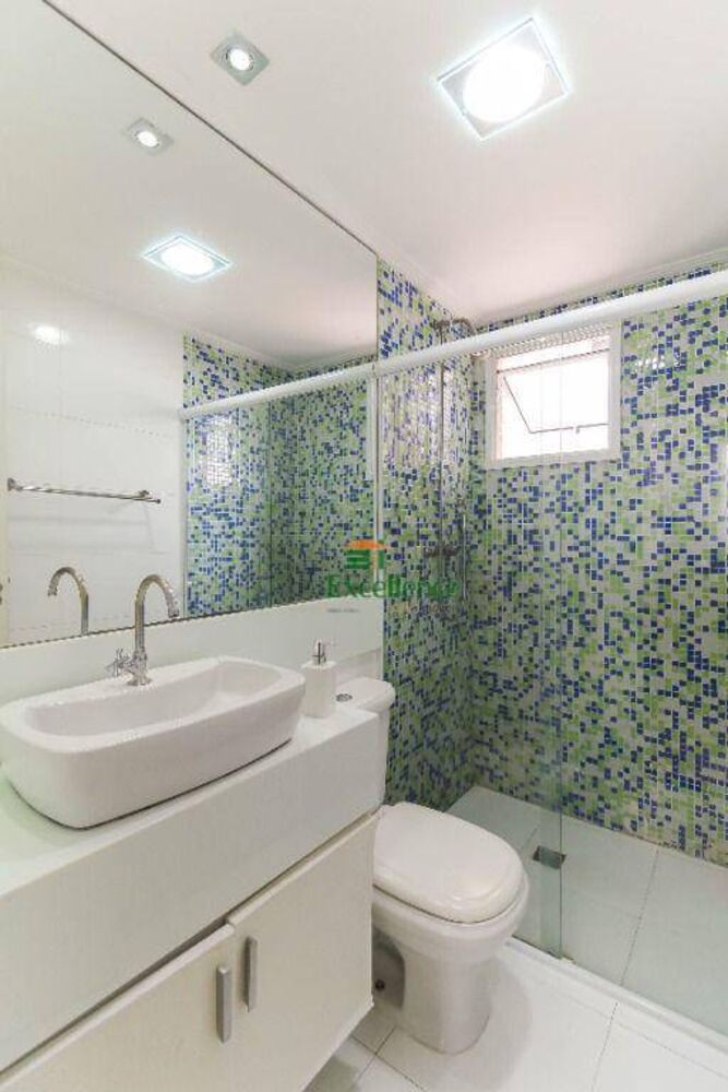 Apartamento à venda com 3 quartos, 115m² - Foto 3