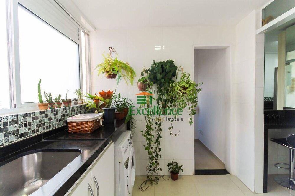 Apartamento à venda com 3 quartos, 115m² - Foto 7
