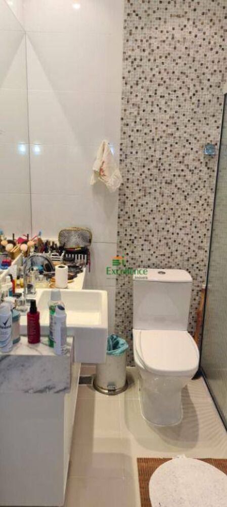 Sobrado à venda com 3 quartos, 224m² - Foto 4