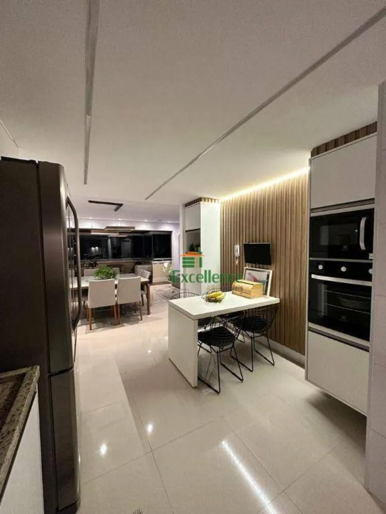 Apartamento, 3 quartos, 128 m² - Foto 2