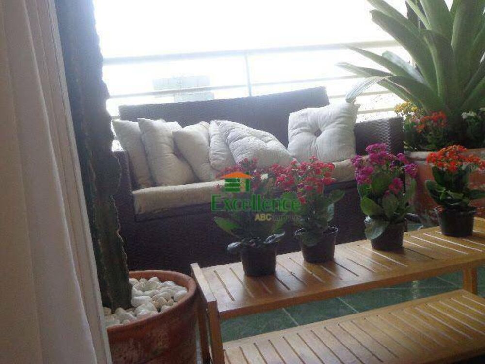 Apartamento à venda com 2 quartos, 70m² - Foto 6