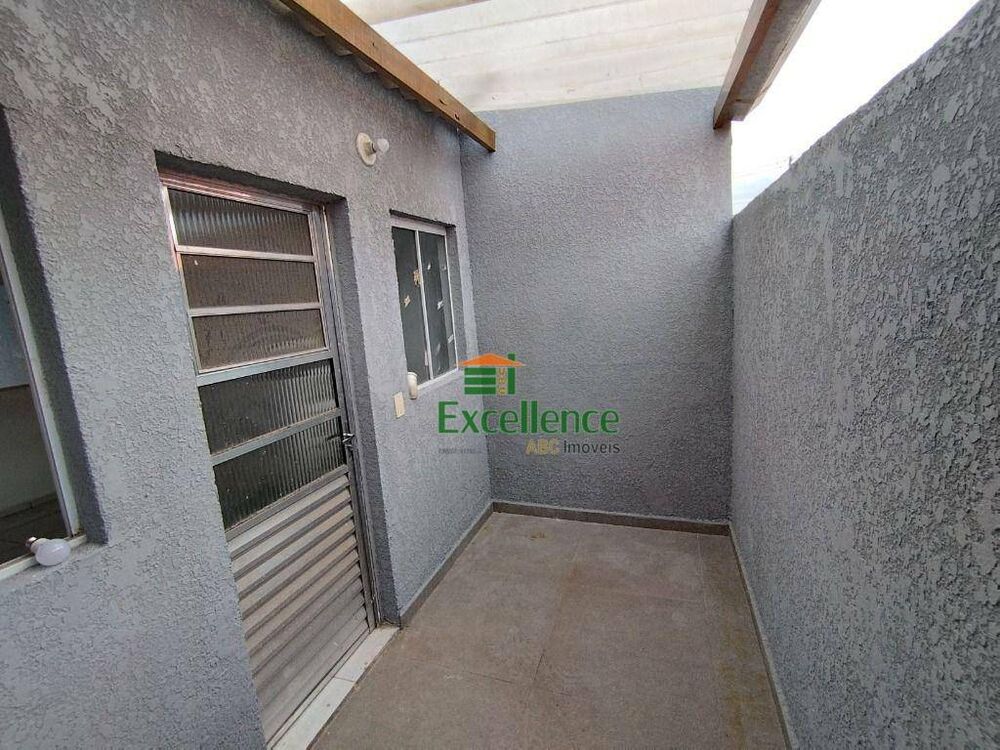 Sobrado à venda com 2 quartos, 42m² - Foto 6