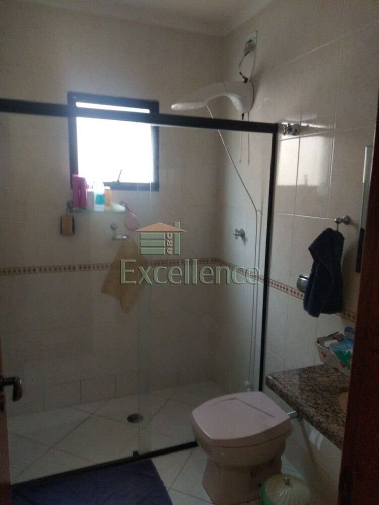 Sobrado, 3 quartos, 180 m² - Foto 2