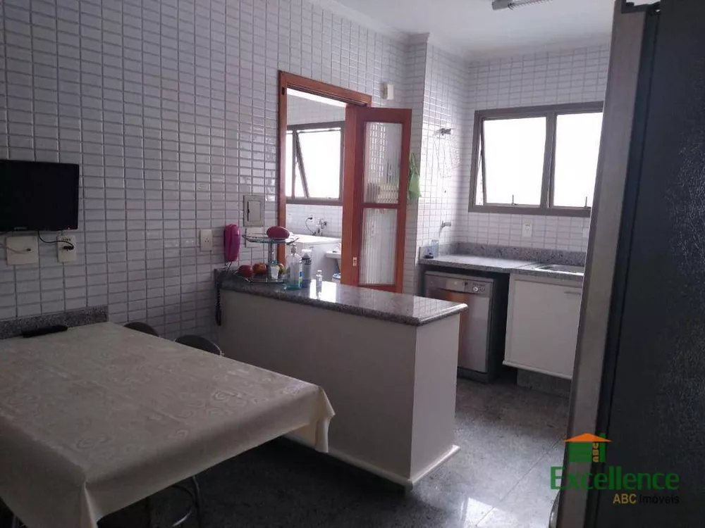 Apartamento à venda com 4 quartos, 264m² - Foto 5