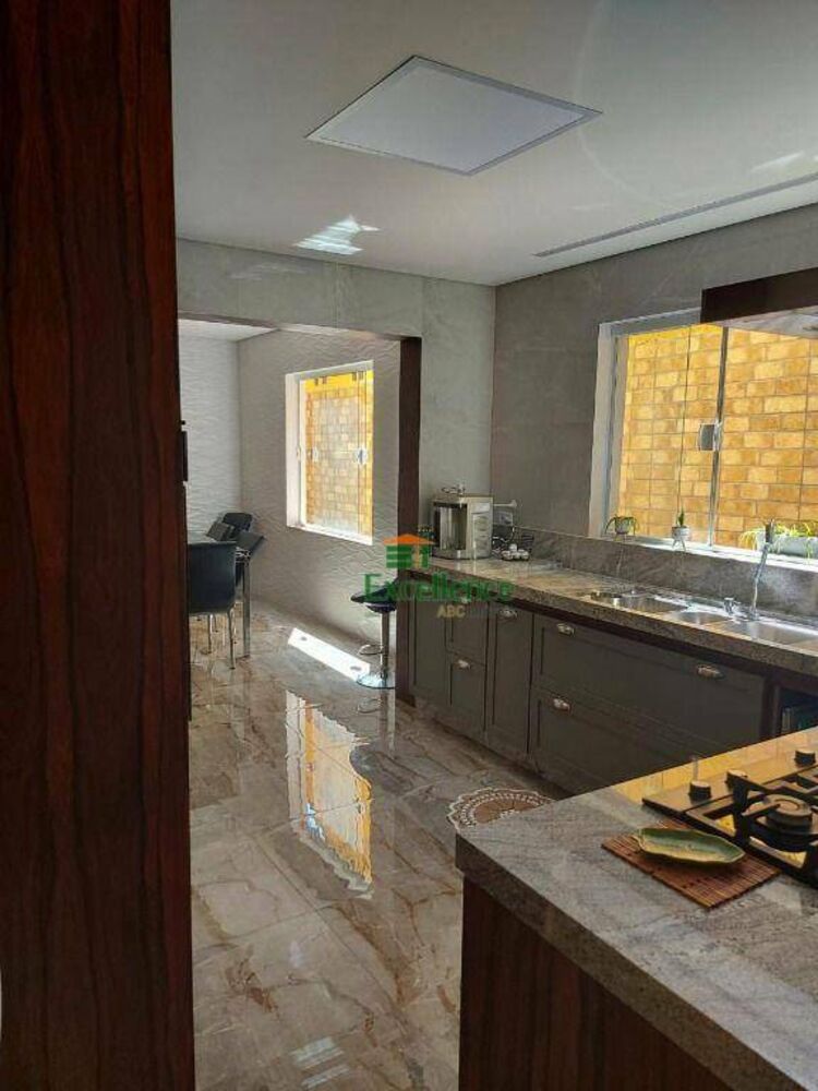 Sobrado, 3 quartos, 221 m² - Foto 6