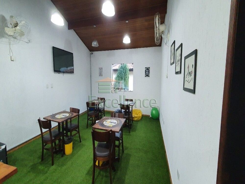 Sobrado, 5 quartos, 288 m² - Foto 1