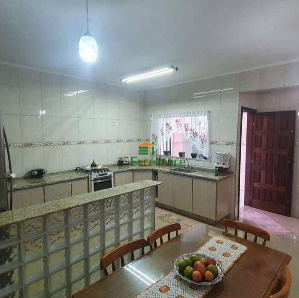 Sobrado, 3 quartos, 172 m² - Foto 4
