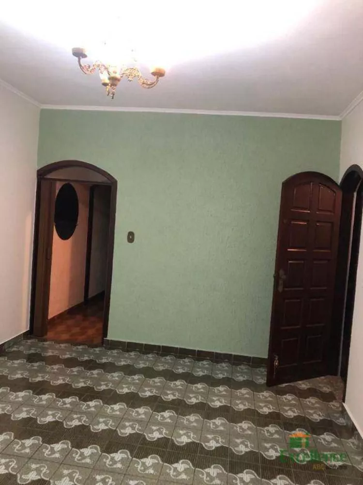 Casa à venda com 2 quartos, 180m² - Foto 1