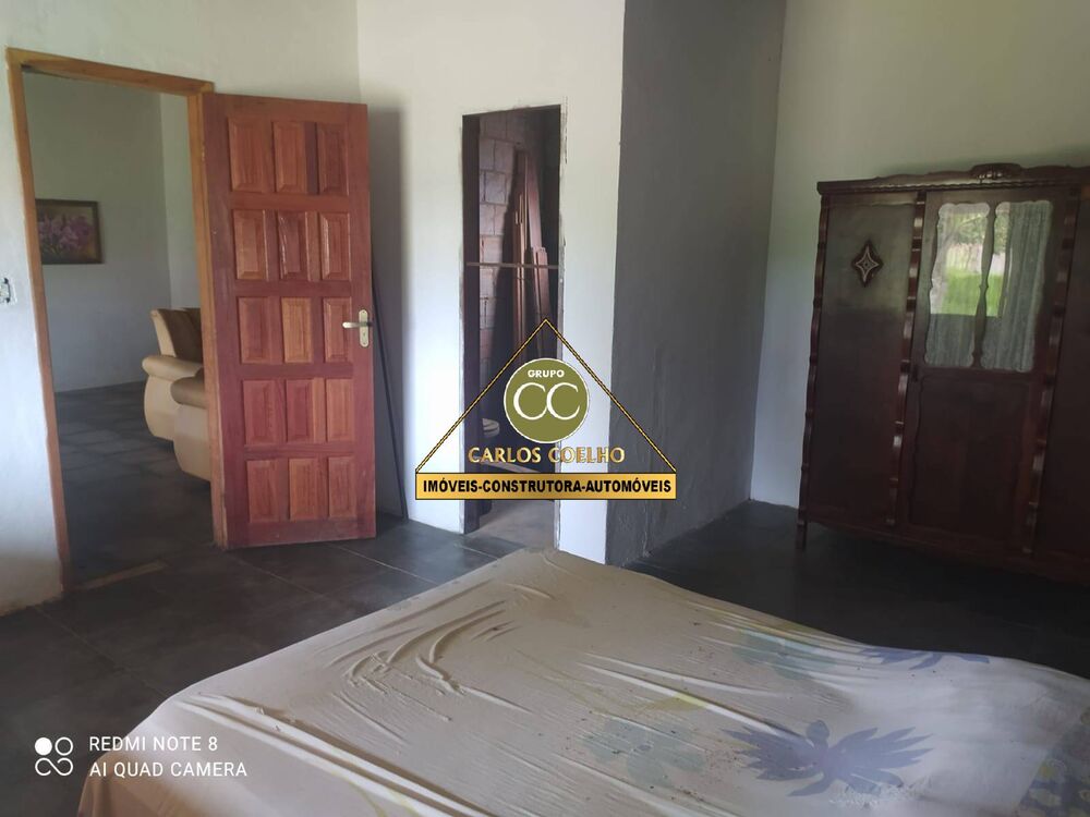 Chácara à venda com 4 quartos, 1370m² - Foto 2