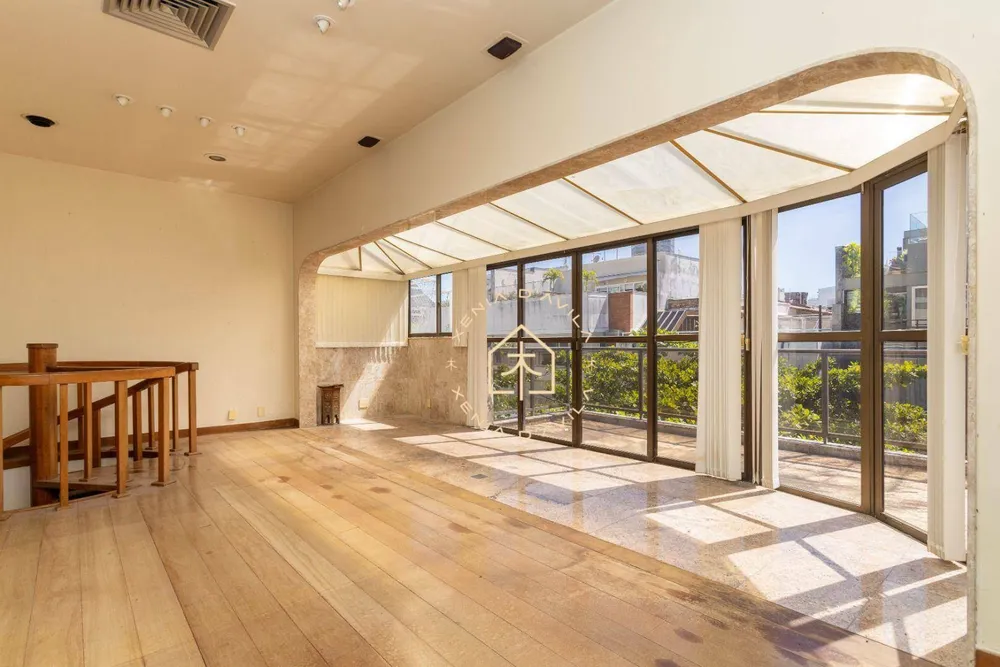 Cobertura, 3 quartos, 231 m² - Foto 12