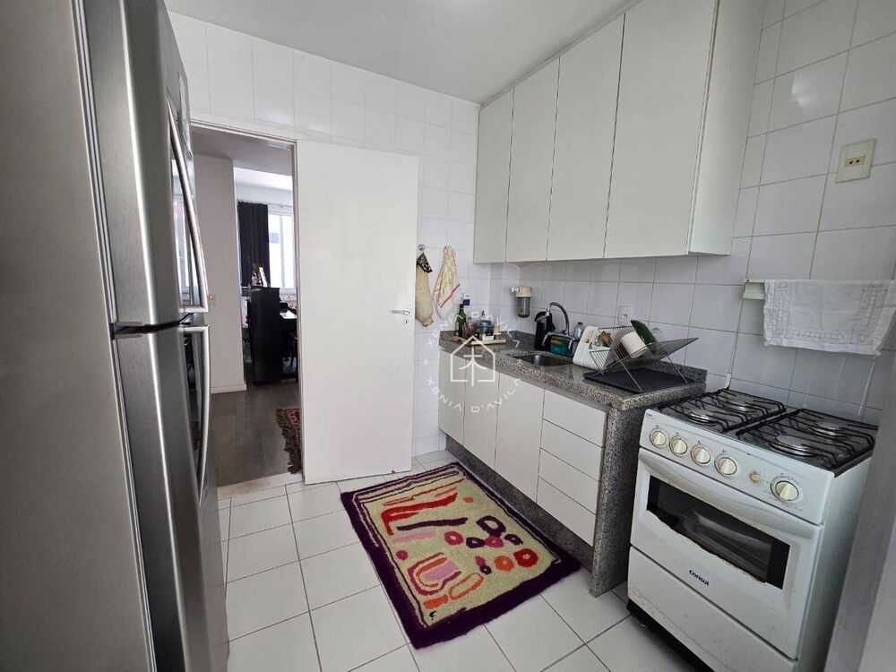 Apartamento à venda com 3 quartos, 86m² - Foto 2