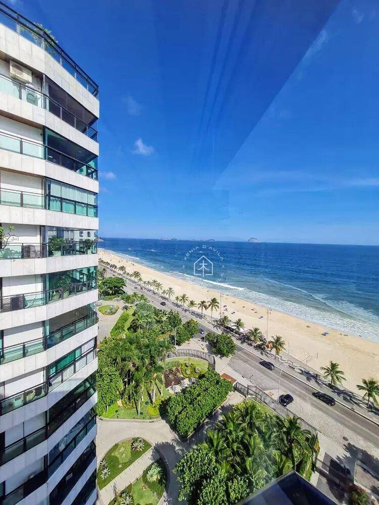 Cobertura à venda com 5 quartos, 360m² - Foto 1
