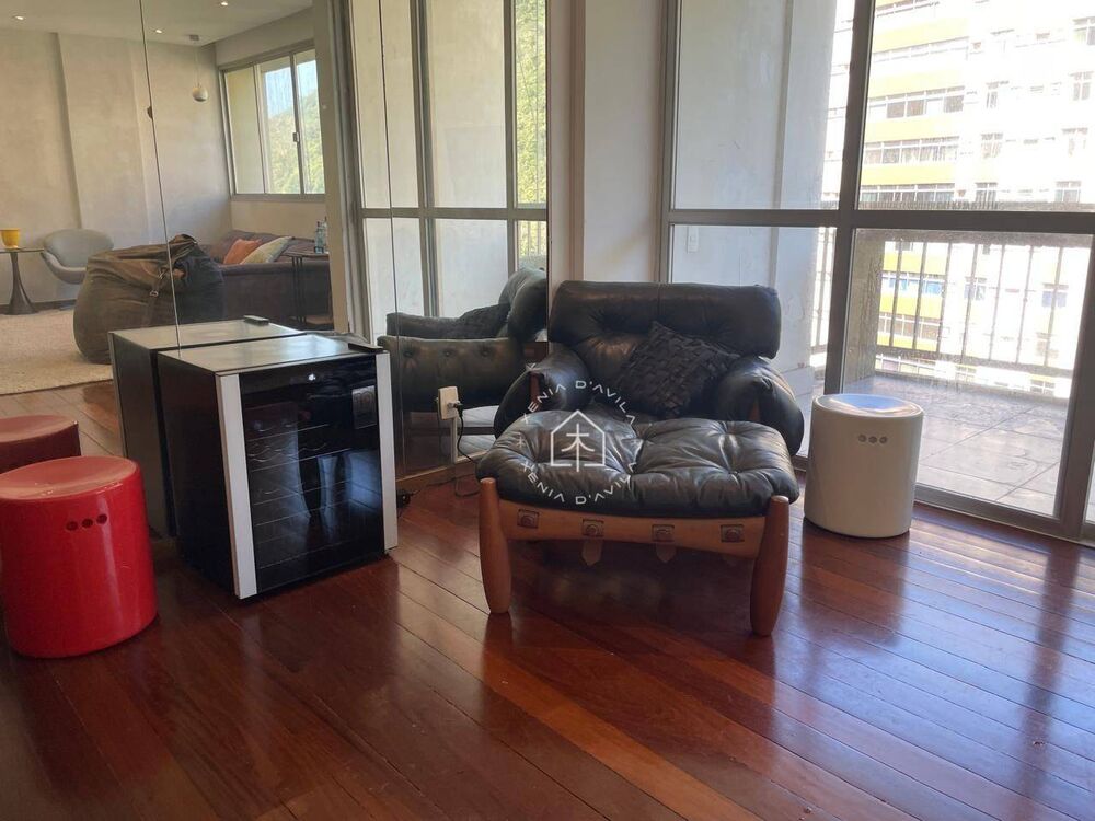 Apartamento à venda com 4 quartos, 150m² - Foto 6