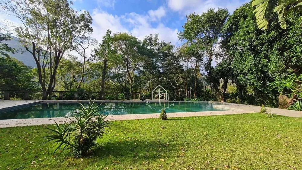 Sítio, 4 quartos, 10000 m² - Foto 1