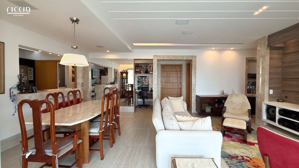 Apartamento, 4 quartos, 194 m² - Foto 2