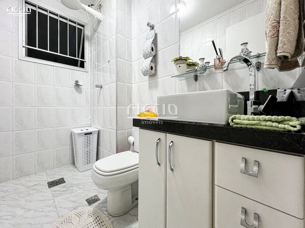 Apartamento à venda com 4 quartos, 107m² - Foto 3