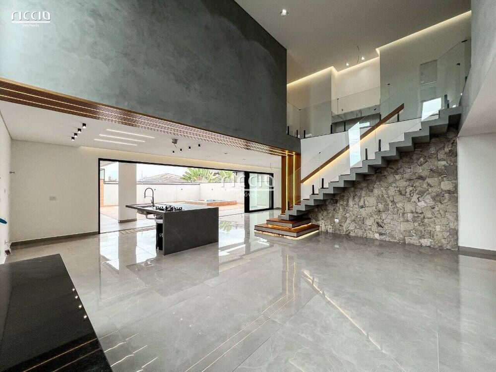 Casa de Condomínio, 4 quartos - Foto 1