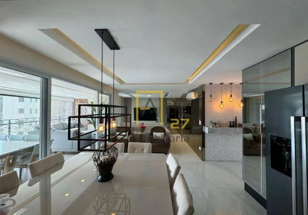 Apartamento, 3 quartos, 145 m² - Foto 1