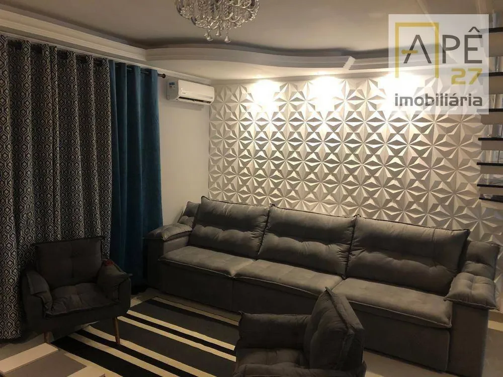 Sobrado, 3 quartos, 300 m² - Foto 1