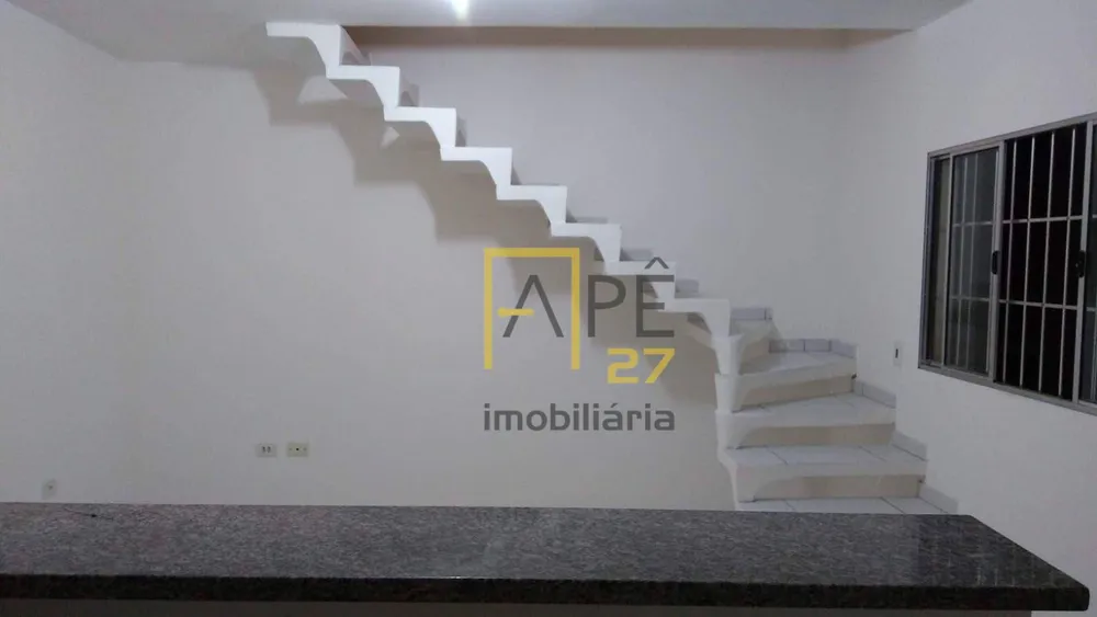 Casa, 2 quartos, 216 m² - Foto 3