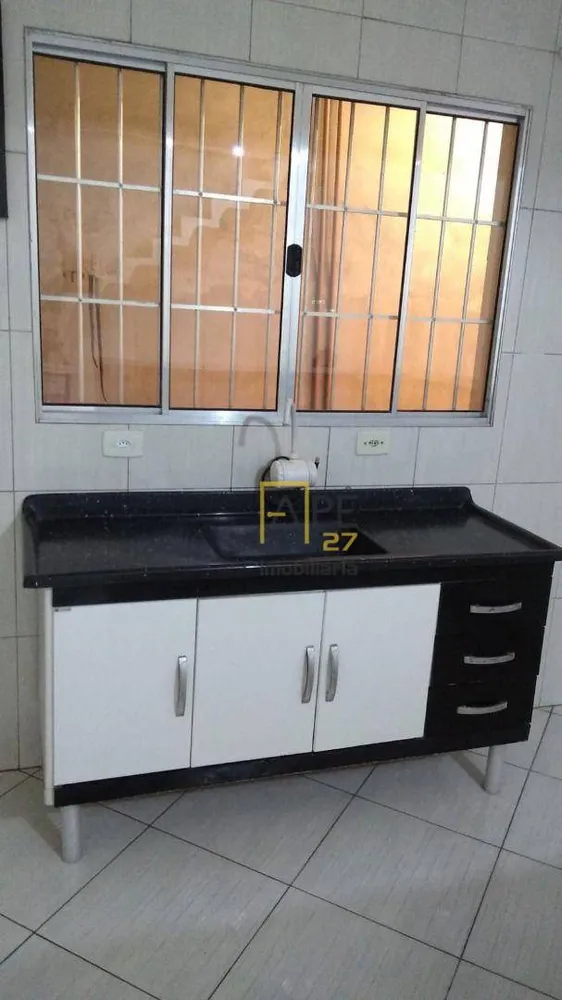 Casa, 2 quartos, 216 m² - Foto 1