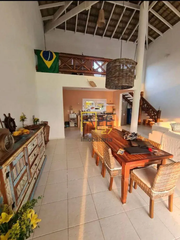 Sobrado, 3 quartos, 300 m² - Foto 1