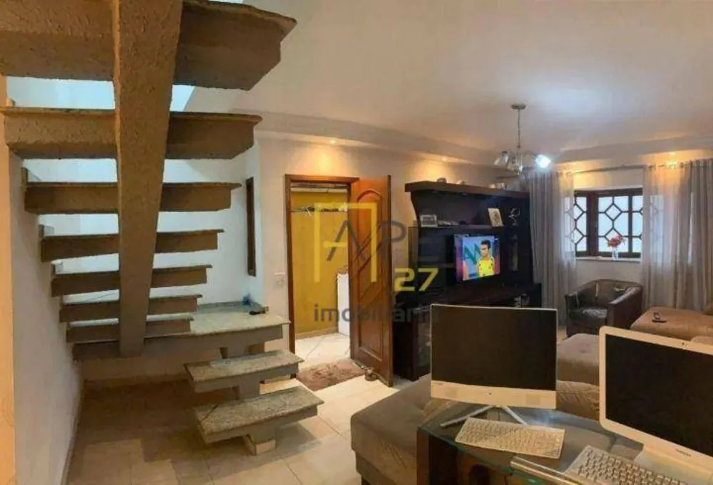 Sobrado, 3 quartos, 180 m² - Foto 1