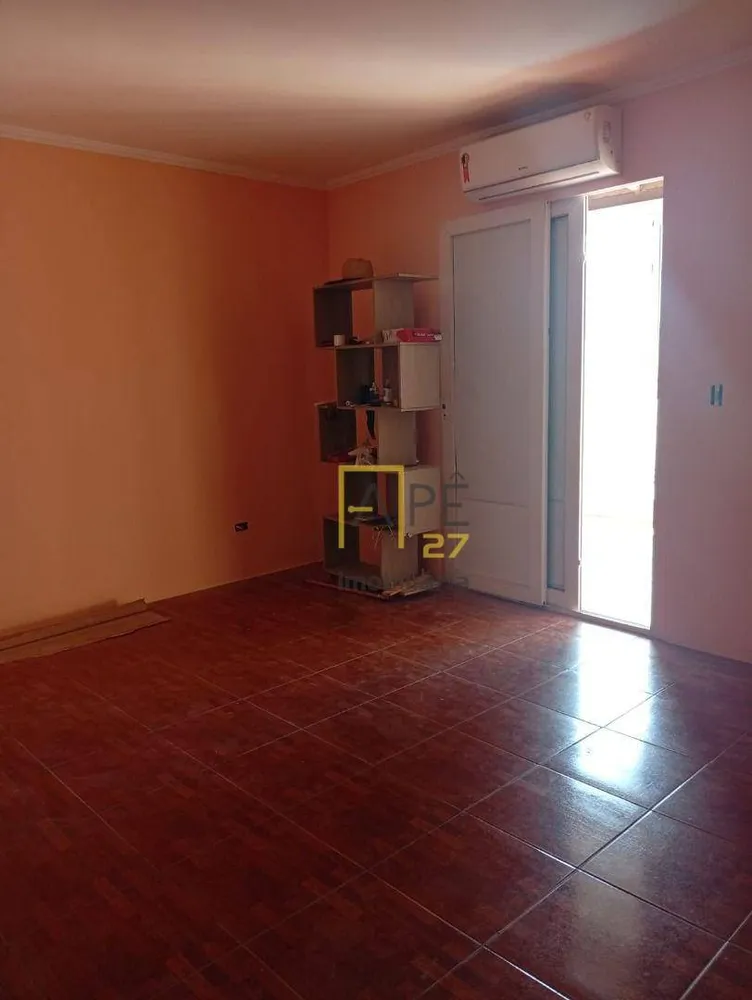 Casa, 3 quartos, 200 m² - Foto 1
