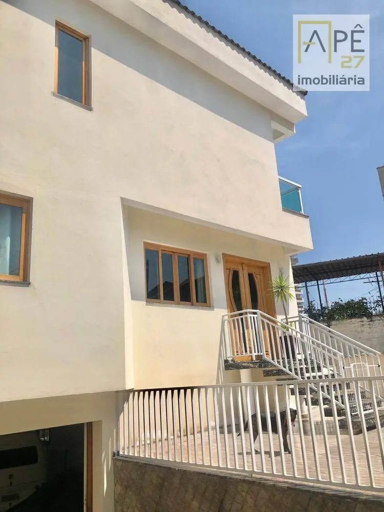 Casa, 4 quartos, 254 m² - Foto 12