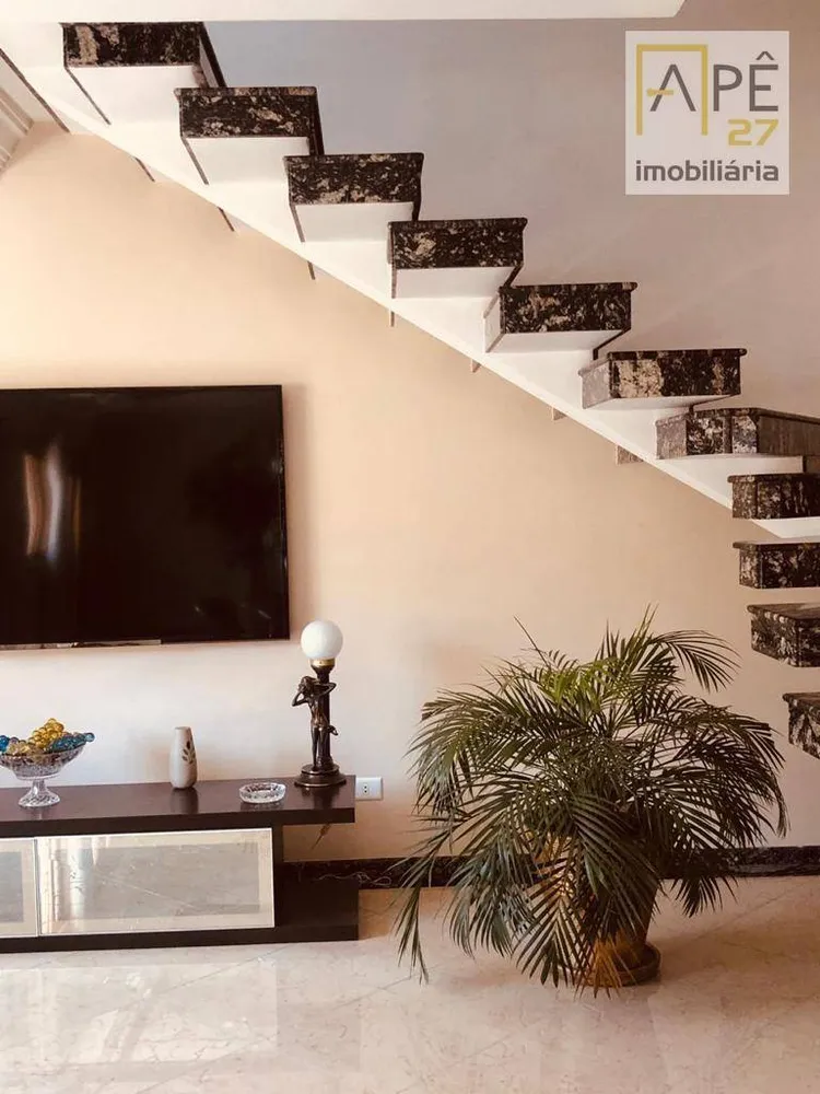 Casa, 4 quartos, 254 m² - Foto 2