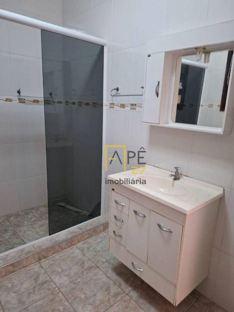 Casa à venda com 5 quartos, 250m² - Foto 17