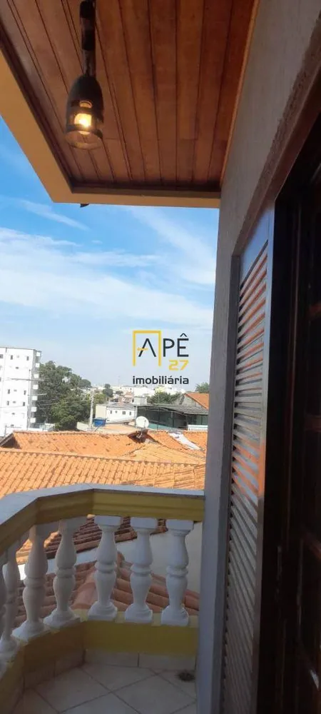Casa, 3 quartos, 228 m² - Foto 2