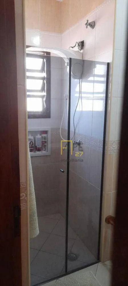 Casa, 3 quartos, 228 m² - Foto 1