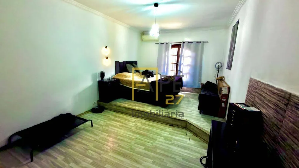 Casa, 3 quartos, 250 m² - Foto 3