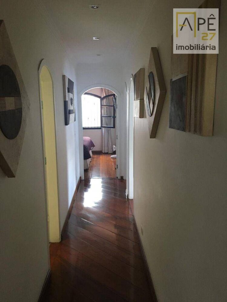 Casa, 3 quartos, 240 m² - Foto 9