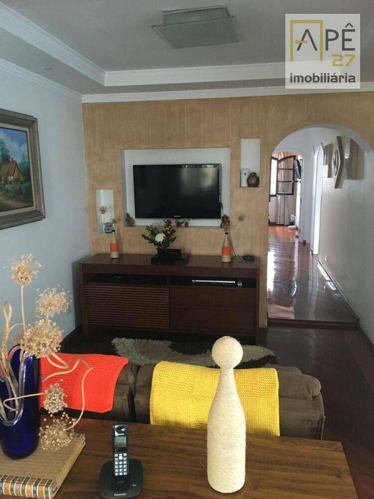 Casa, 3 quartos, 240 m² - Foto 6