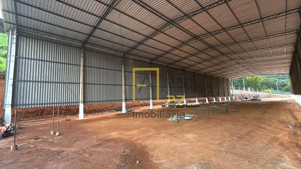 Depósito-Galpão, 1600 m² - Foto 1
