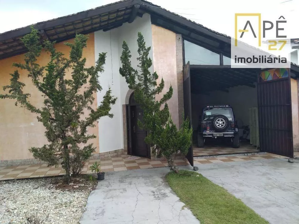 Casa à venda com 2 quartos, 400m² - Foto 2