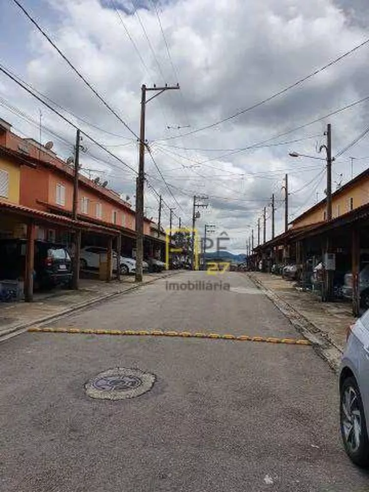 Sobrado à venda com 2 quartos, 110m² - Foto 1