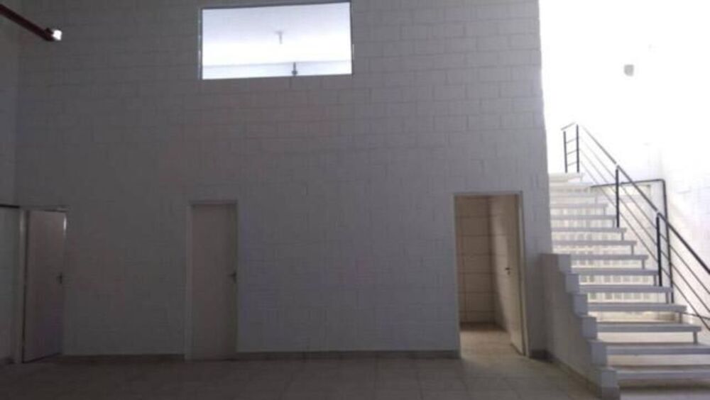 Depósito-Galpão, 560 m² - Foto 2