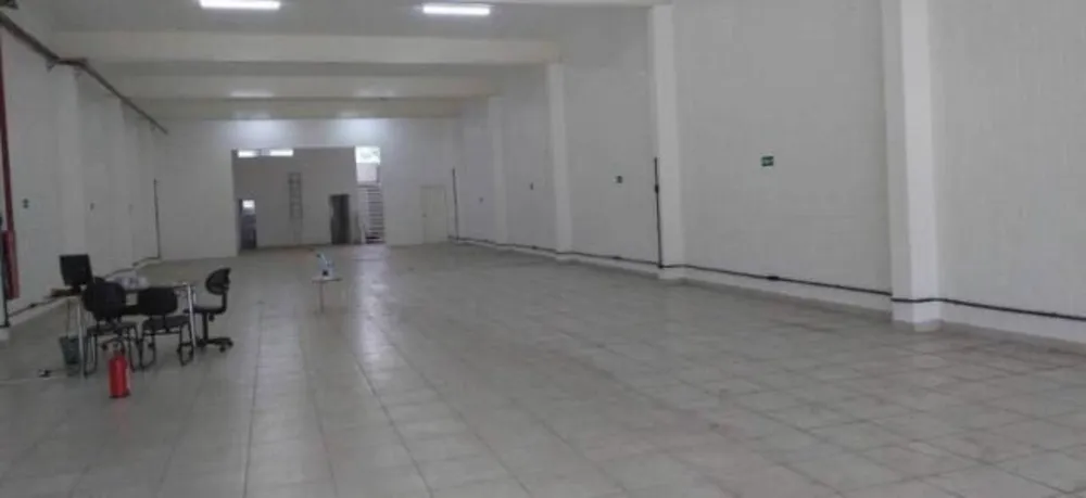 Depósito-Galpão, 560 m² - Foto 2