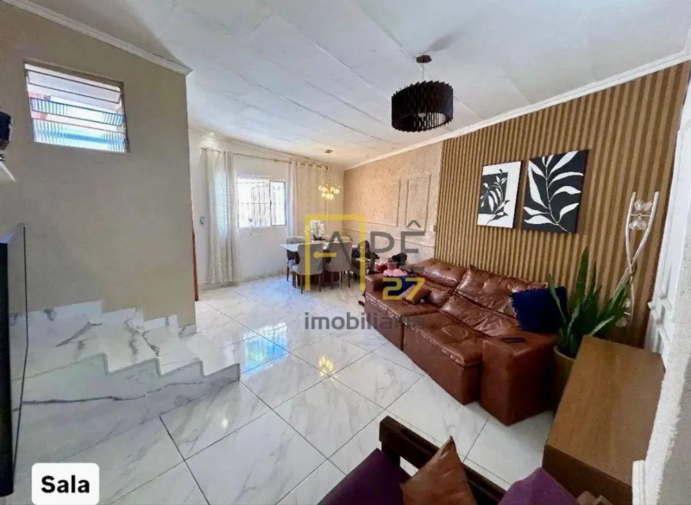 Casa, 3 quartos, 121 m² - Foto 1