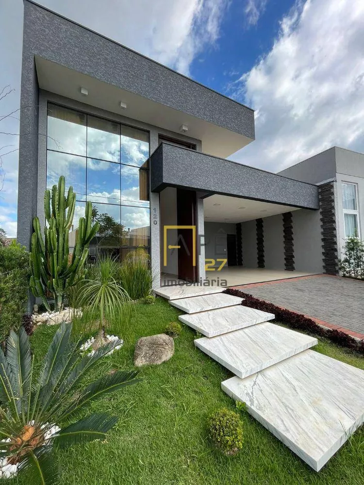 Casa de Condomínio à venda com 3 quartos, 224m² - Foto 2