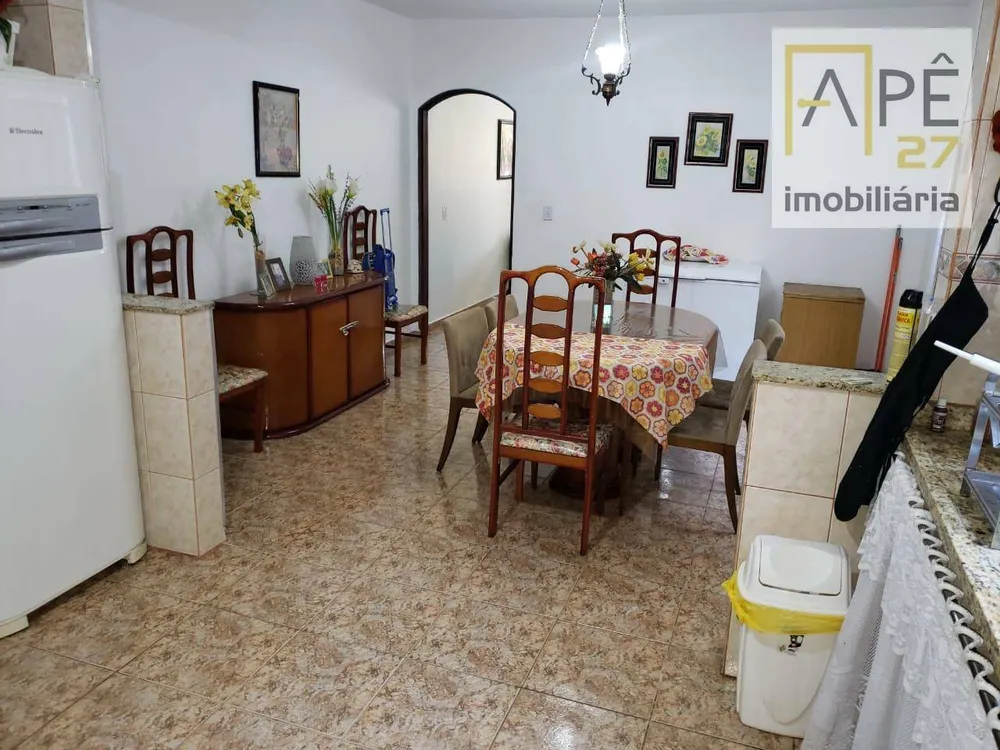 Sobrado, 4 quartos, 240 m² - Foto 2