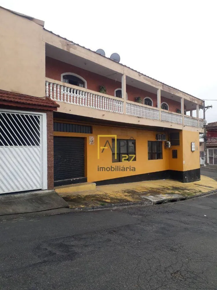 Sobrado, 3 quartos, 460 m² - Foto 1