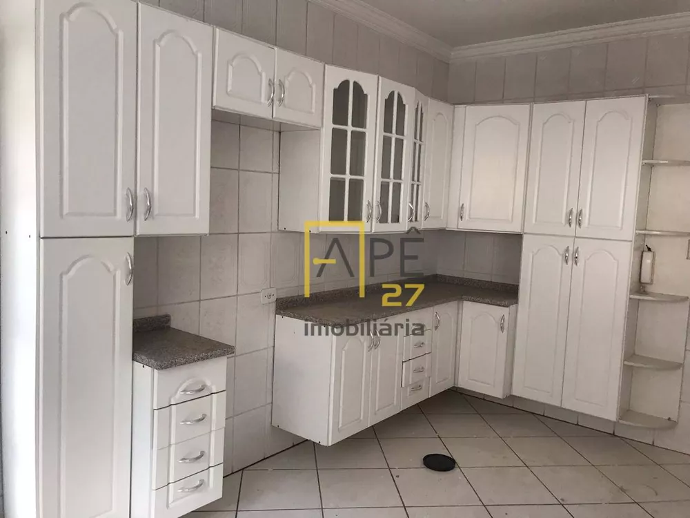 Apartamento à venda com 3 quartos, 146m² - Foto 1